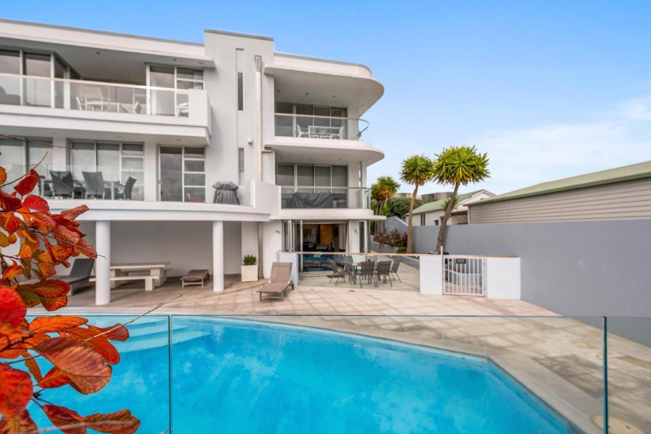 Lakeside Apartment Waimahana 1 타우포 호 외부 사진