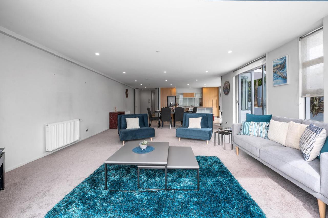 Lakeside Apartment Waimahana 1 타우포 호 외부 사진