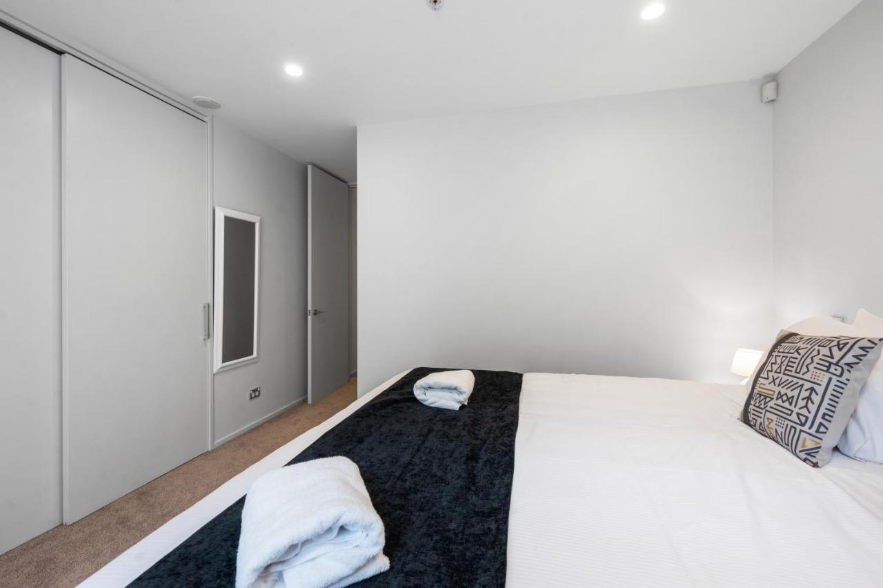 Lakeside Apartment Waimahana 1 타우포 호 외부 사진