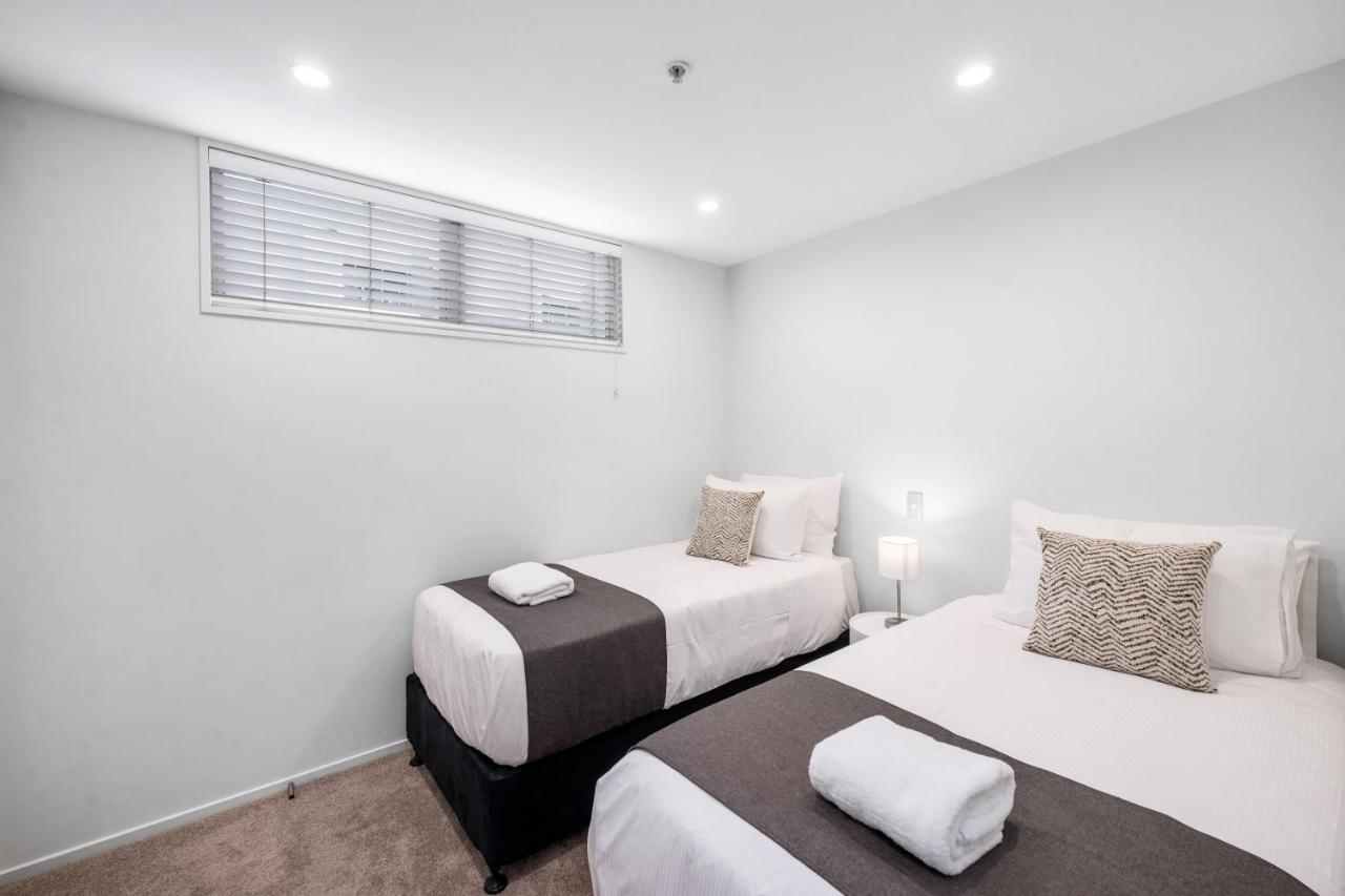 Lakeside Apartment Waimahana 1 타우포 호 외부 사진