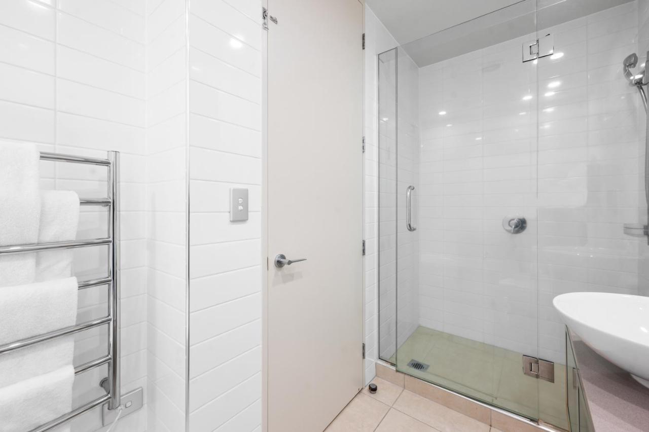 Lakeside Apartment Waimahana 1 타우포 호 외부 사진